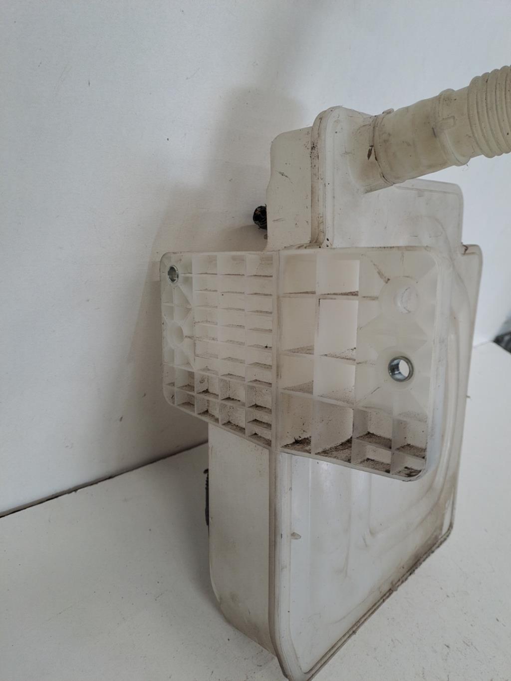 Vase de lave glace VOLKSWAGEN GOLF 5 Diesel - 1