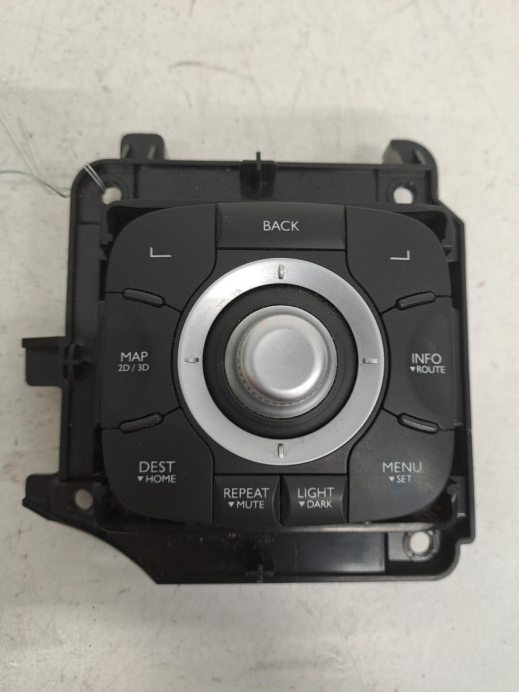 Commande GPS RENAULT MEGANE 3 PHASE 2 COUPE Diesel - 1