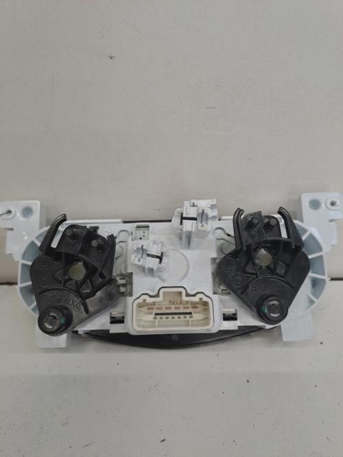 Image Commande chauffage - DACIA SANDERO 2