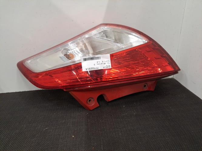 Image Feu arriere principal droit (feux) - SUZUKI SWIFT 4