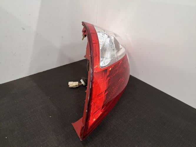 Image Feu arriere principal gauche (feux) - SUZUKI SWIFT 4