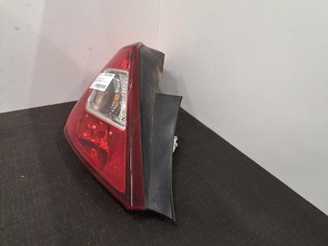 Image Feu arriere principal gauche (feux) - OPEL CORSA D