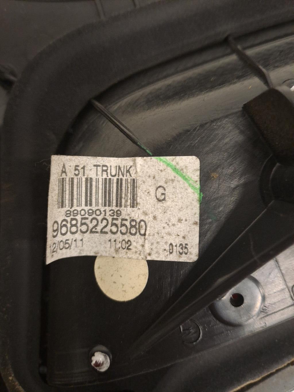 Feu arriere secondaire gauche (feux) CITROEN C3 2 PHASE 1 Diesel - 1