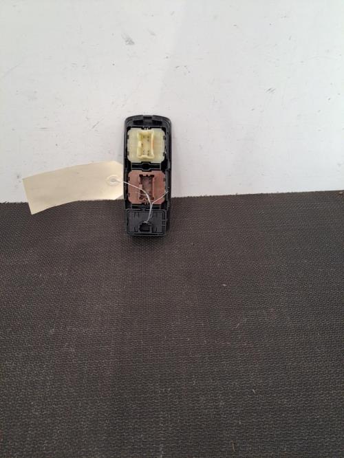 Image Interrupteur de leve vitre avant gauche - DACIA LODGY