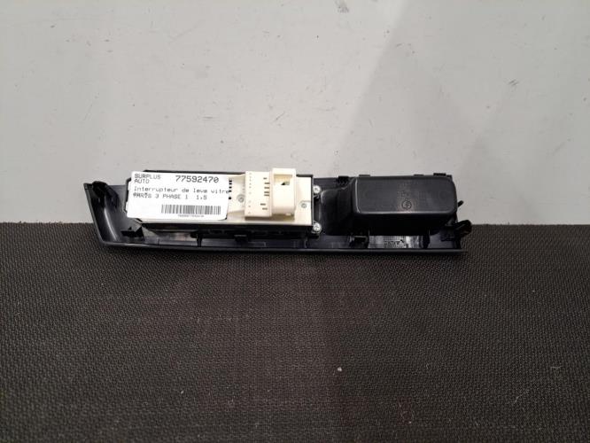Image Interrupteur de leve vitre avant gauche - TOYOTA YARIS 3