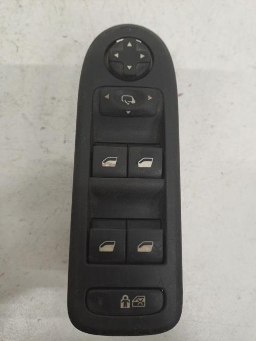 Image Interrupteur de leve vitre avant gauche - CITROEN C5 2