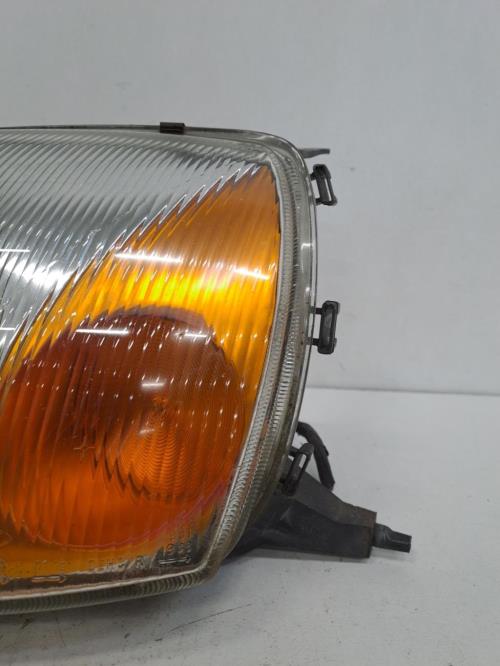 Image Optique avant principal gauche (feux)(phare) - FORD FIESTA 4