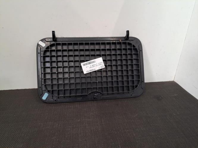 Image Trappe de plancher - RENAULT SCENIC 3
