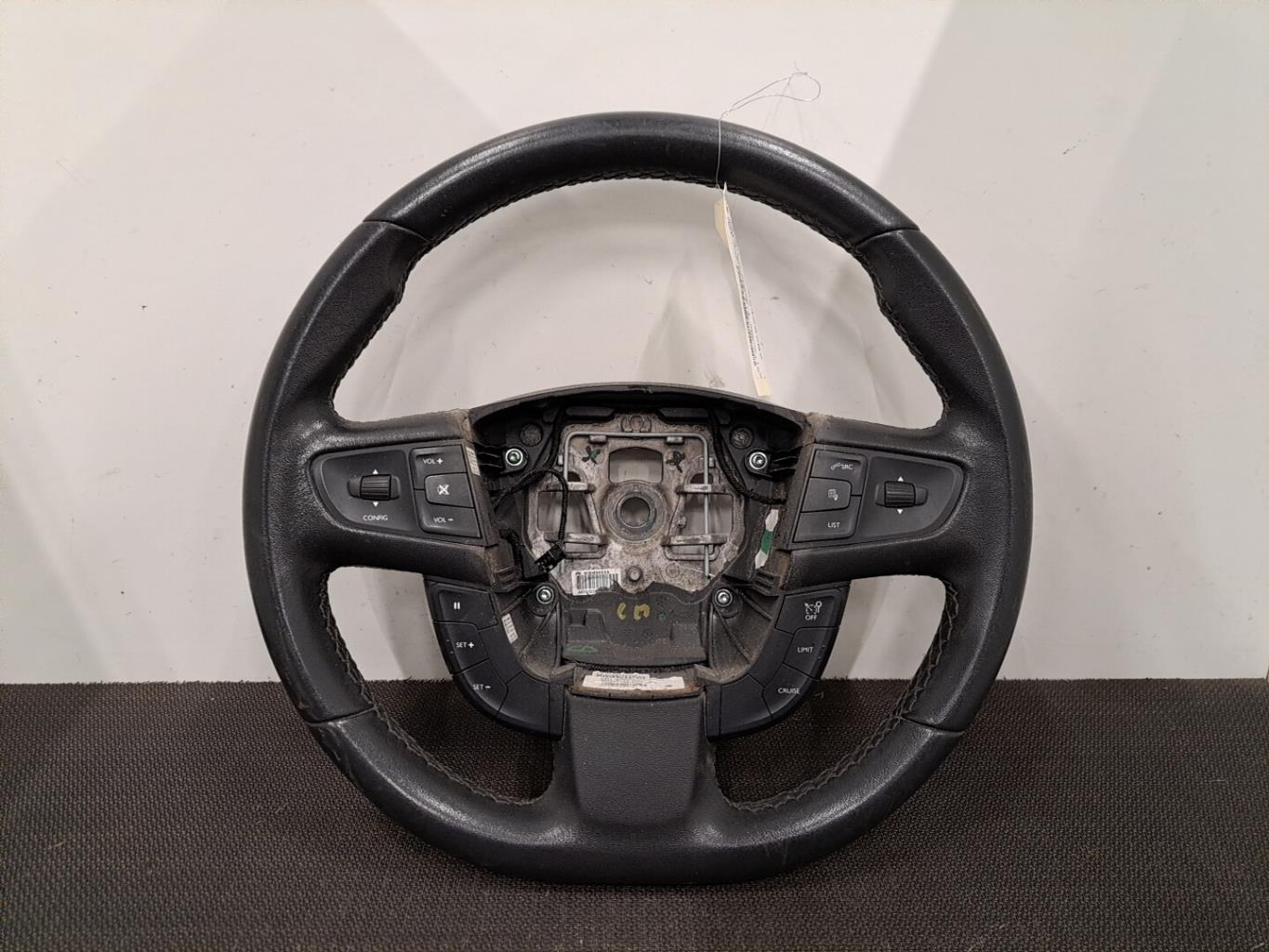 Volant PEUGEOT 508 1 SW PHASE 1 BREAK Diesel - 1