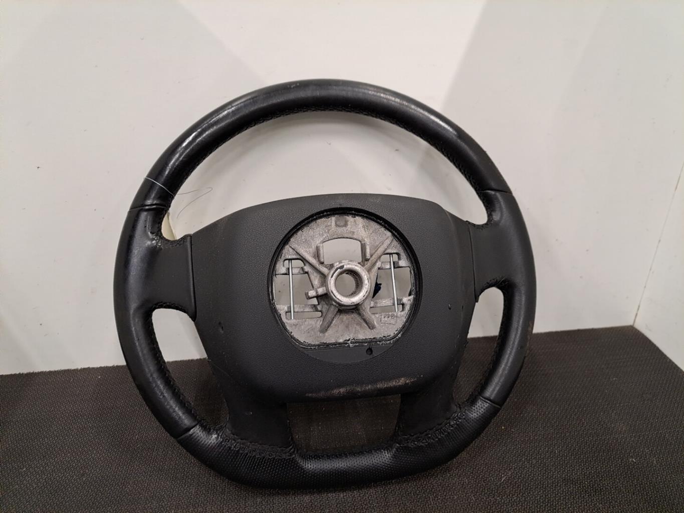 Volant CITROEN C4 2 PHASE 1 Diesel - 1