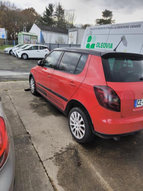 Image Feu arriere principal droit (feux) - SKODA FABIA 2