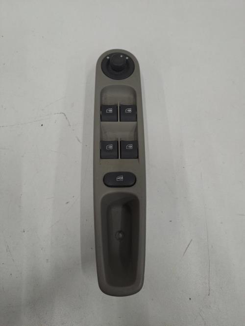 Image Interrupteur de leve vitre avant gauche - RENAULT ZOE