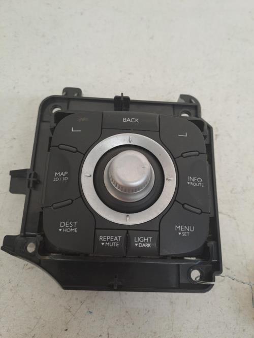 Image Commande GPS - RENAULT MEGANE 3