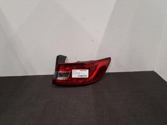 Image Feu arriere principal droit (feux) - RENAULT CLIO 4