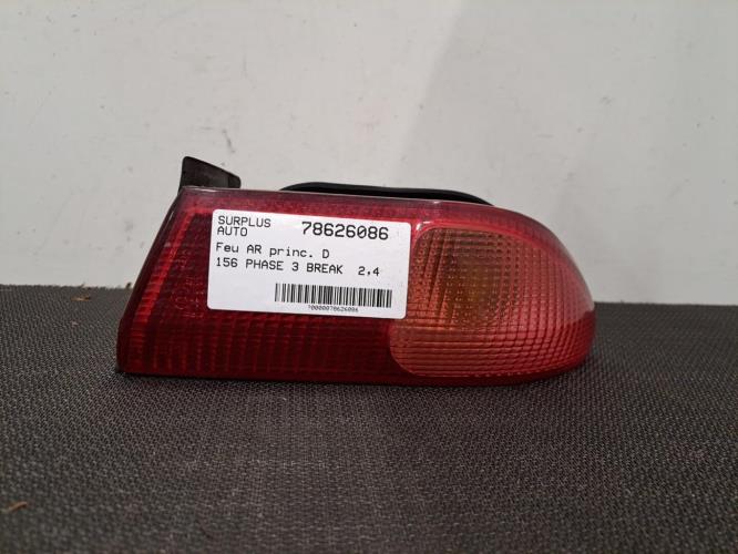 Image Feu arriere principal droit (feux) - ALFA ROMEO 156