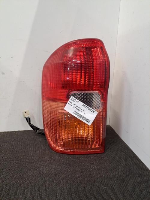 Image Feu arriere principal gauche (feux) - TOYOTA RAV4 2
