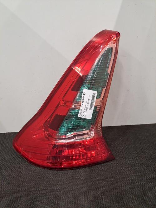 Image Feu arriere principal gauche (feux) - CITROEN C4 1