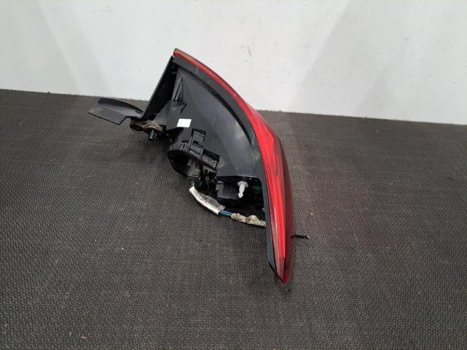 Image Feu arriere principal gauche (feux) - RENAULT CLIO 4