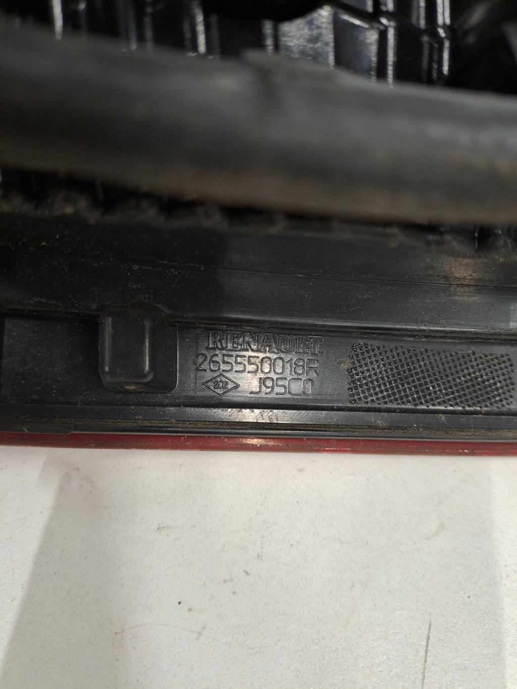 Feu arriere secondaire droit (feux) RENAULT SCENIC 3 PHASE 1 Diesel - 1