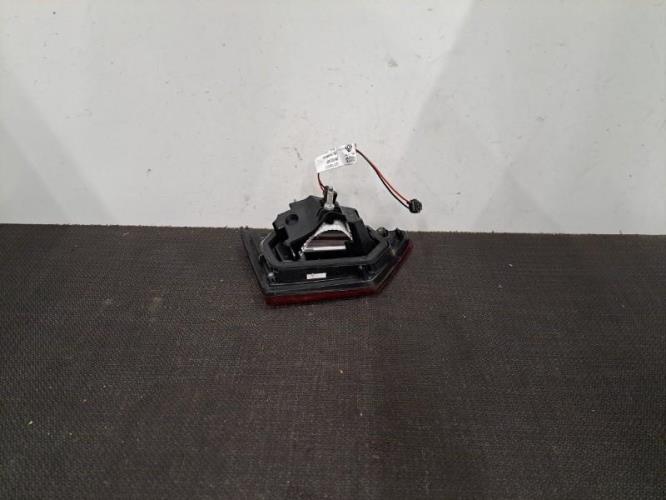 Image Feu arriere secondaire droit (feux) - RENAULT CLIO 4