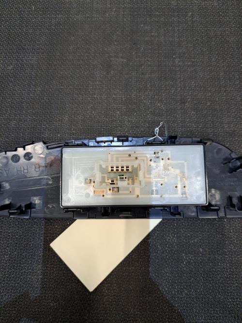 Image Interrupteur de leve vitre avant droit - NISSAN QASHQAI 2