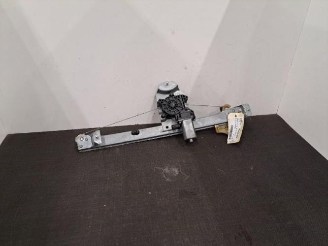 Image Leve vitre electrique avant droit - RENAULT CLIO 4