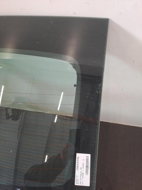 Image Malle/Hayon arriere - CITROEN C4 1