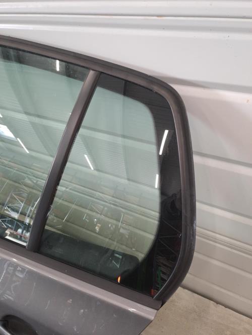 Image Porte arriere gauche - VOLKSWAGEN GOLF 5