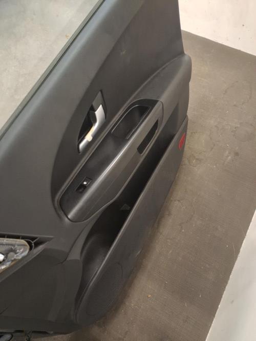 Image Porte avant droit - KIA CEE-D 1 SPORT WAGON