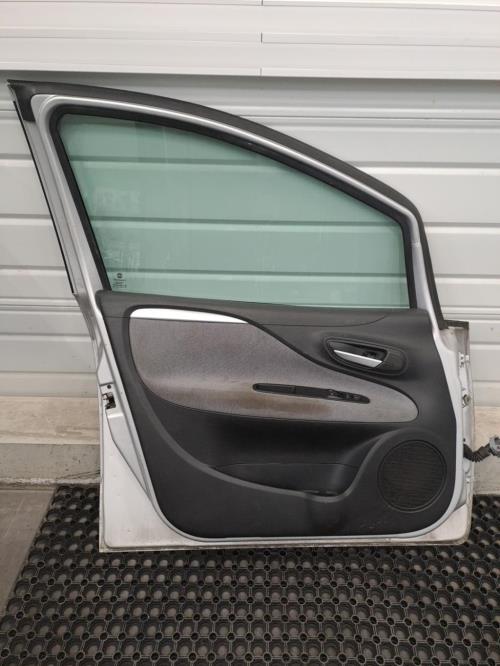 Image Porte avant gauche - FIAT PUNTO EVO 3