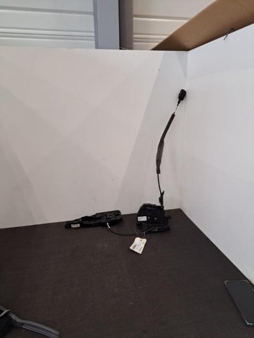 Image Serrure avant droit - RENAULT CLIO 4