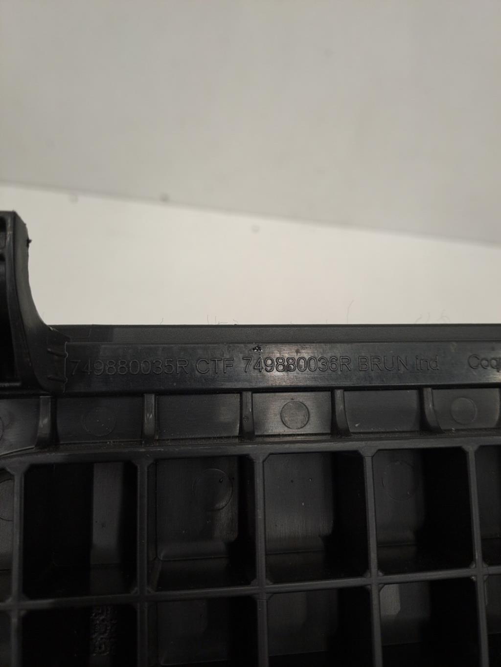 Trappe de plancher RENAULT SCENIC 3 PHASE 1 Diesel - 1
