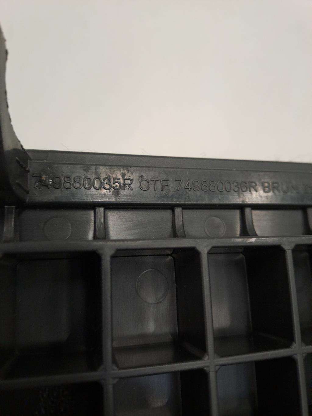 Trappe de plancher RENAULT SCENIC 3 PHASE 1 Diesel - 1