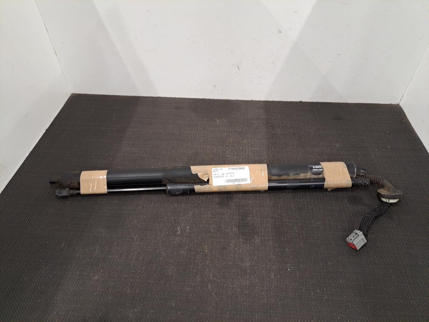 Verin de coffre JEEP CHEROKEE 4 Diesel - 1