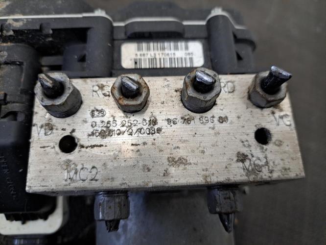 Image Bloc ABS (freins anti-blocage) - PEUGEOT 508 1