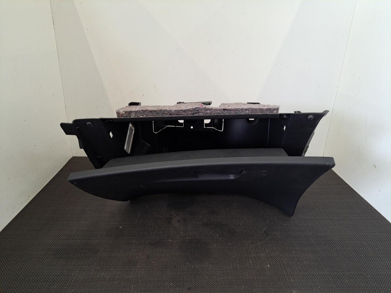 Boite a gants CITROEN C4 PICASSO 2 PHASE 1 Diesel - 1