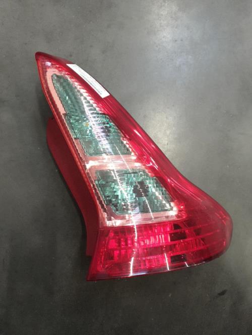 Image Feu arriere principal droit (feux) - CITROEN C4 1