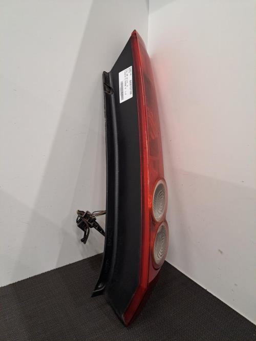 Image Feu arriere principal droit (feux) - FORD FIESTA 5