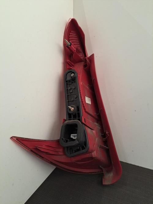 Image Feu arriere principal droit (feux) - PEUGEOT 206