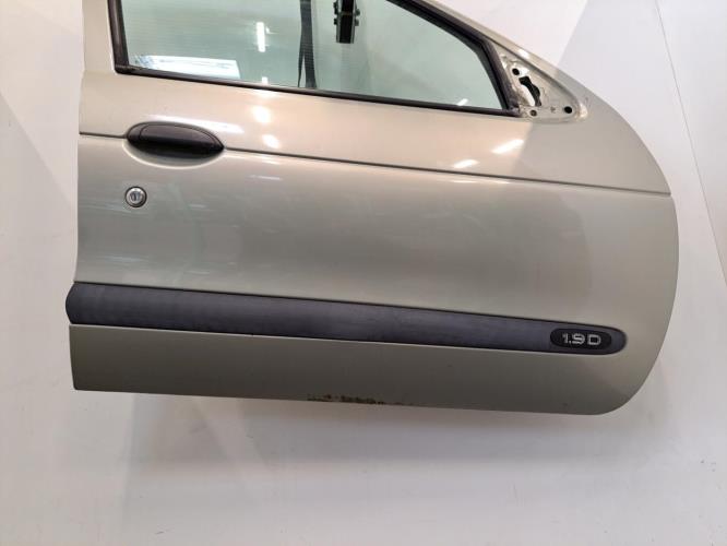 Image Porte avant droit - RENAULT MEGANE 1