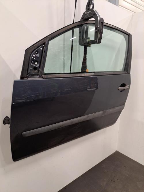 Image Porte avant gauche - FORD FIESTA 5