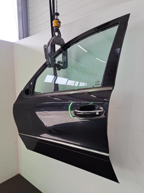 Image Porte avant gauche - MERCEDES CLASSE E 211
