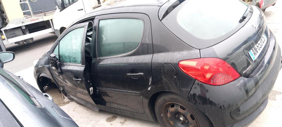 Image Pare choc arriere - PEUGEOT 207