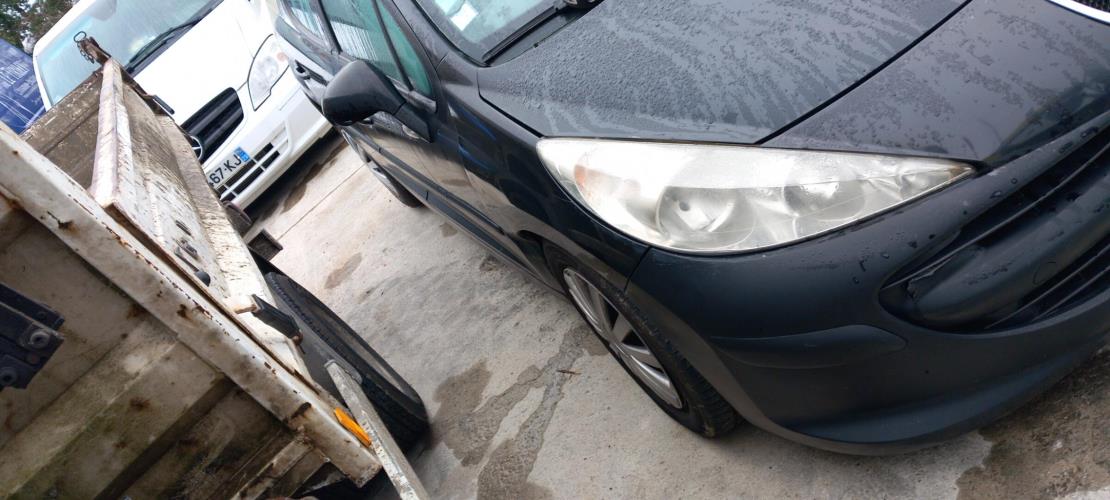 Image Pare choc arriere - PEUGEOT 207