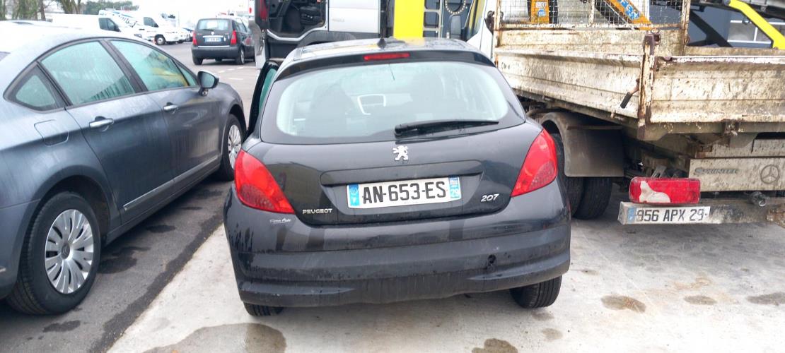 Image Pare choc arriere - PEUGEOT 207