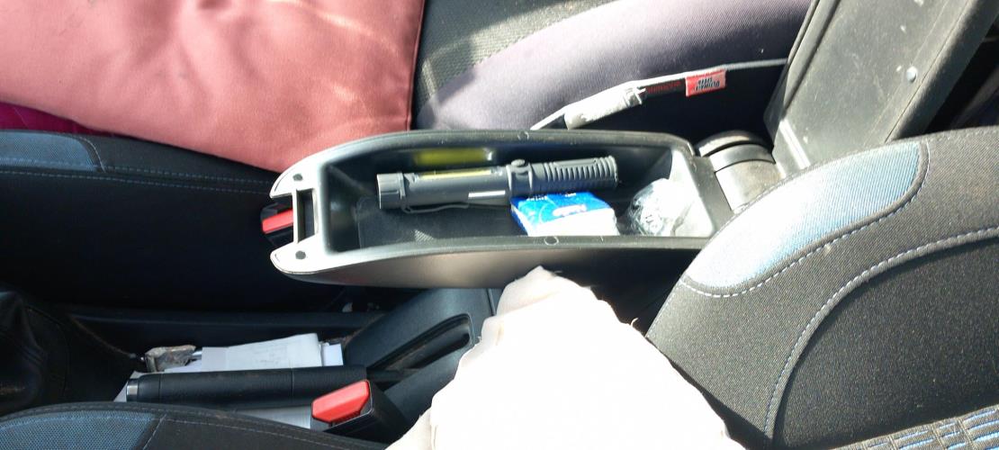 Image Interrupteur de leve vitre avant gauche - PEUGEOT 208 1