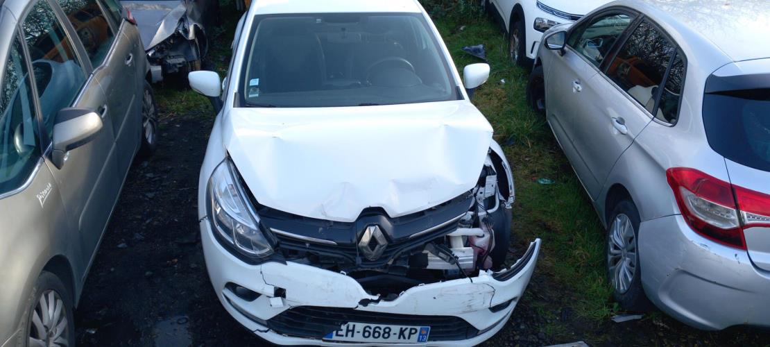 Image Feu arriere stop central - RENAULT CLIO 4
