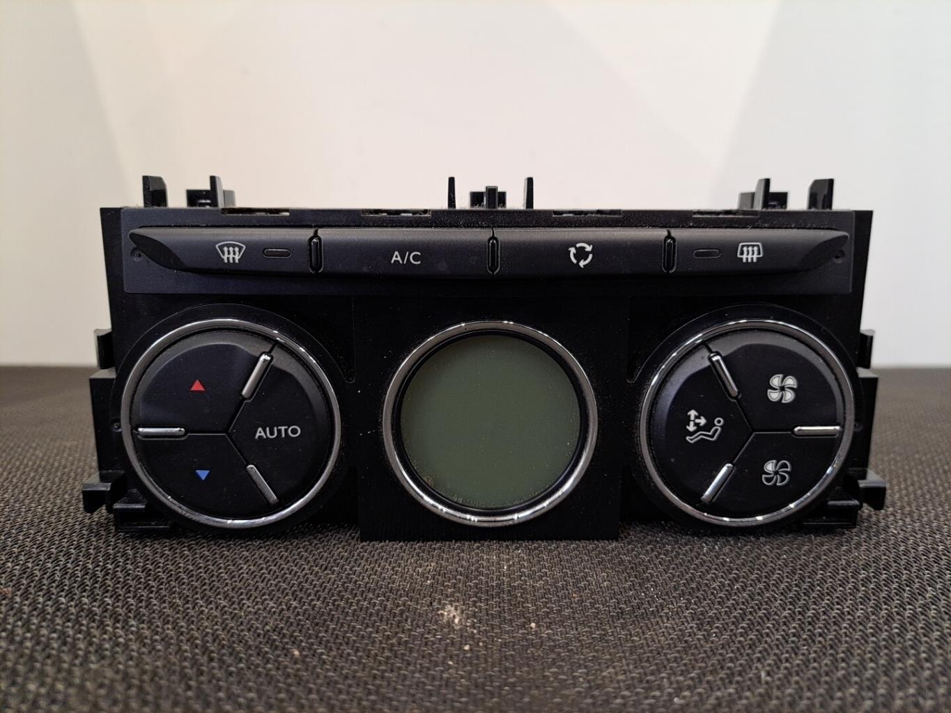 Commande chauffage CITROEN DS3 PHASE 1 Essence - 1