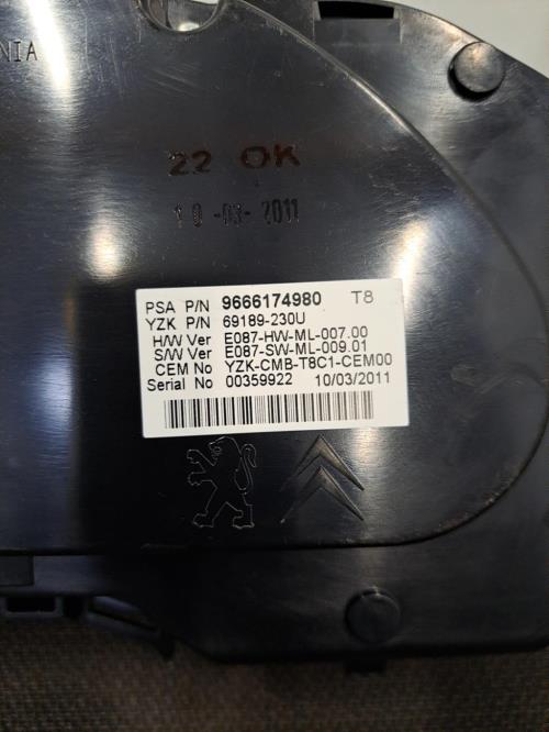Image Compteur - PEUGEOT 3008 1
