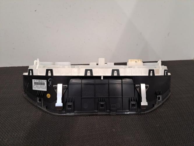 Image Compteur - PEUGEOT 208 1